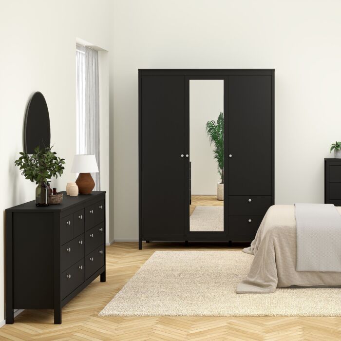 Madrid Double Dresser 4+4 Drawers In Matt Black
