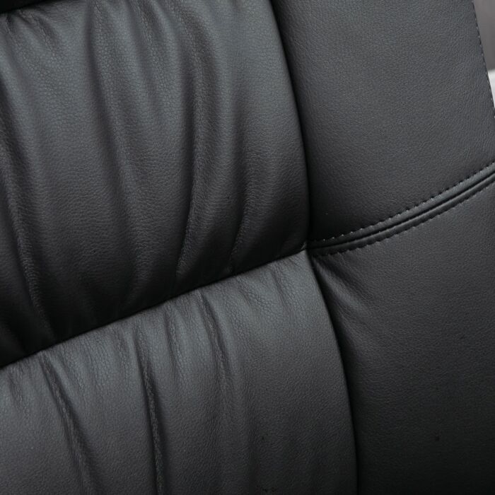 Vinsetto High Back Swivel Chair, Pu Leather Executive Office Chair With Padded Armrests, Adjustable Height, Tilt Function, Black