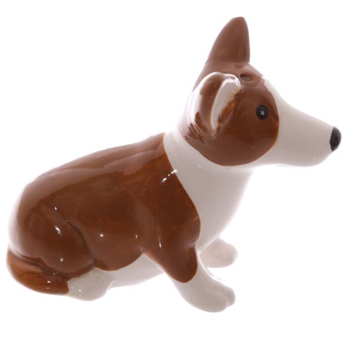 Novelty Collectable Queen And Corgi Ceramic Salt And Pepper Set