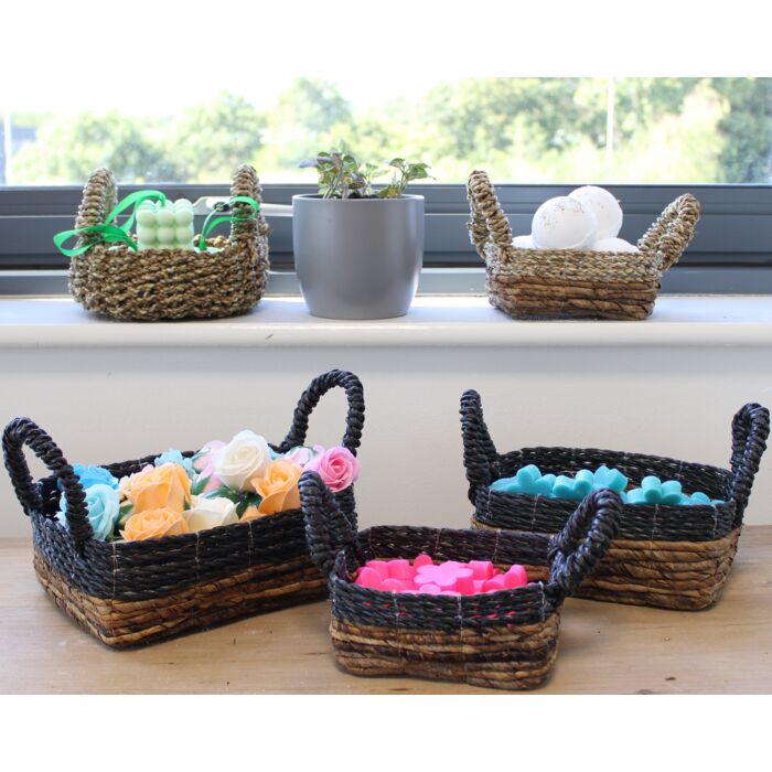 Banana Leaf & Abu-abu Raffia Square Basket- Set Of 3