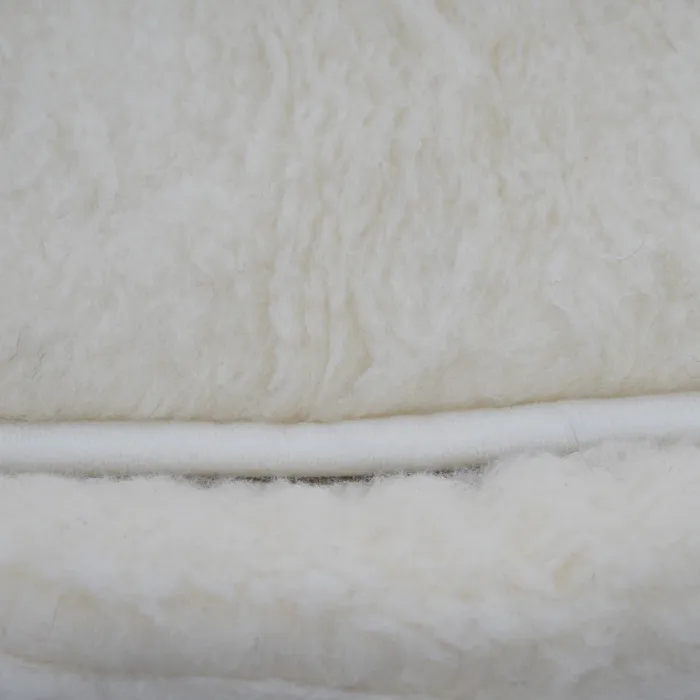 Merino Wool Large Pet Bed - Natural (white)