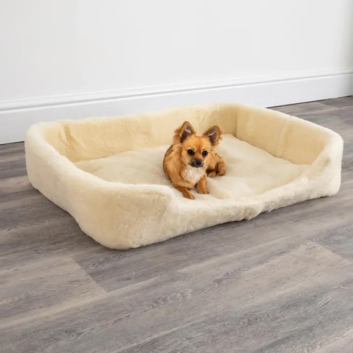 Merino Wool Large Pet Bed - Natural (white)