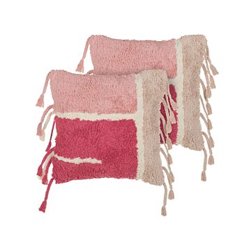 Set Of 2 Tufted Scatter Cushions Pink Cotton 45 X 45 Cm With Tassels Boho Style Decor Accessories Beliani