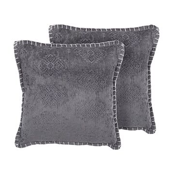 Set Of 2 Decorative Cushions Grey Geometric Pattern 45 X 45 Cm Distressed Vintage Glamour Decor Accessories Beliani