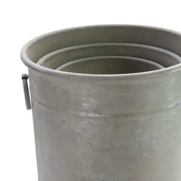 Planter Curved Base (s/3)