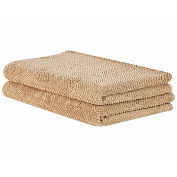 Set Of 2 Bath Sheets Towels Beige Terry Cotton 100 X 150 Cm Chevron Pattern Texture Bath Towels Beliani