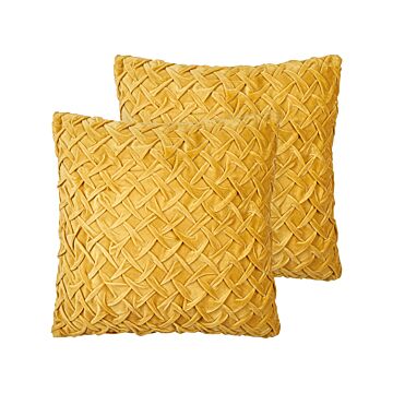 Set Of 2 Decorative Cushions Yellow Velvet 45 X 45 Cm Modern Traditional Living Room Bedroom Pillow Beliani