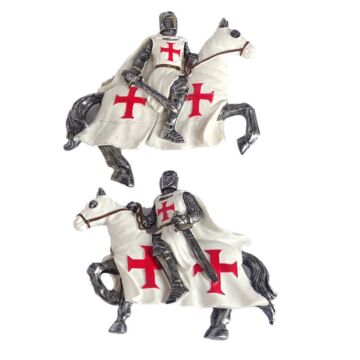 Novelty Magnet - Crusader Knight On Horseback Defender