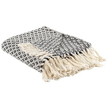 Blanket Black And White Cotton Geometric Pattern 125 X 150 Cm Bed Throw Traditional Living Room Bedroom Beliani