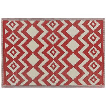 Area Rug Red Synthetic Material 120 X 180 Cm Indoor Outdoor Geometric Zigzag Pattern Modern Balcony Patio Beliani