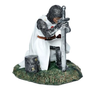 Protector Of The Kingdom Knight Kneeling