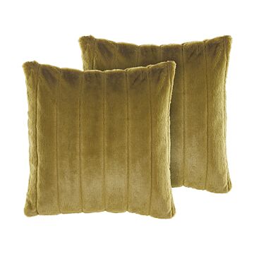Set Of 2 Throw Cushions Green Polyester 45 X 45 Cm Glam Embossed Zipper Furry Living Room Bedroom Beliani