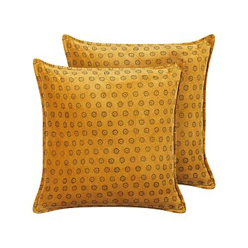 Set Of 2 Decorative Cushions Orange Velvet 45 X 45 Cm Sun Pattern Block Printed Boho Decor Accessories Beliani